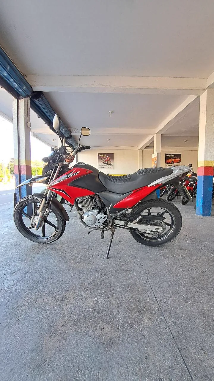 HONDA BROS 150 ES LATERAL ESQUERDA